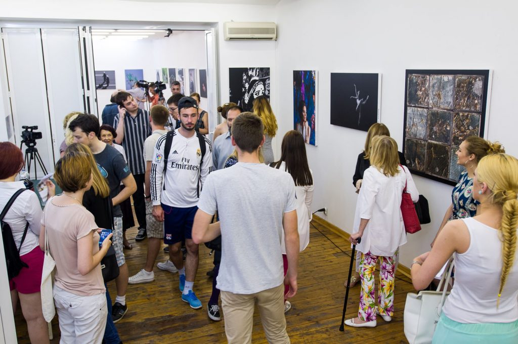 Izlozba fotografija na Akademiji 8